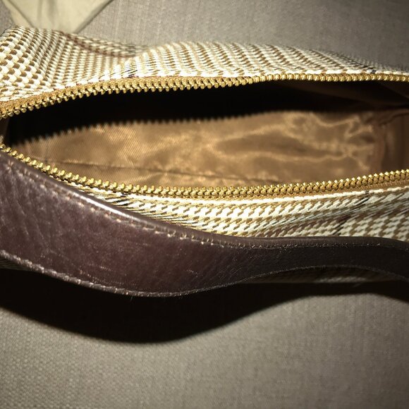 Lauren Ralph Lauren Houndstooth Barrel Bag - Picture 7 of 16